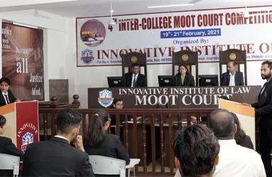 Reputed Law college in Noida